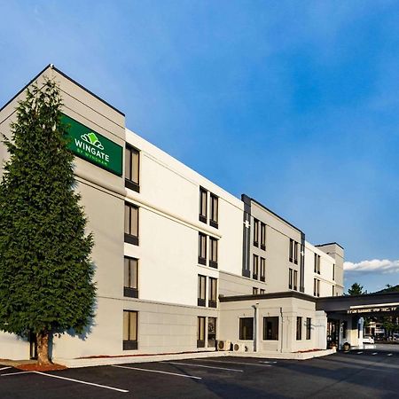 Wingate By Wyndham Fishkill Hotel Exterior foto