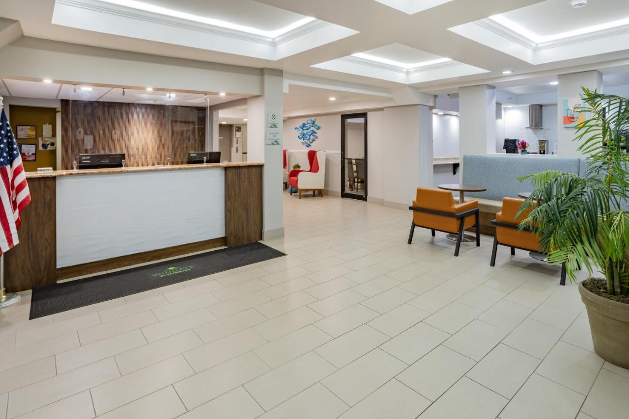 Wingate By Wyndham Fishkill Hotel Exterior foto
