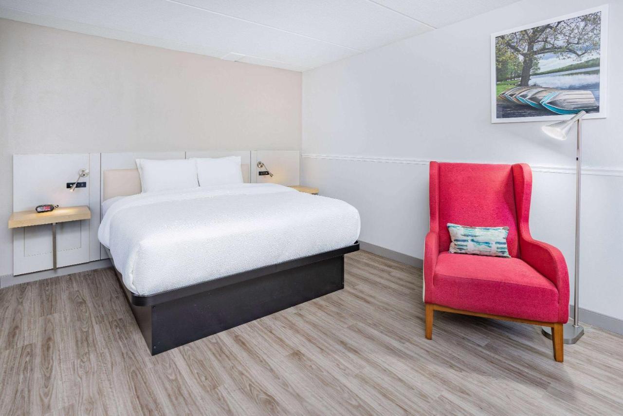 Wingate By Wyndham Fishkill Hotel Exterior foto
